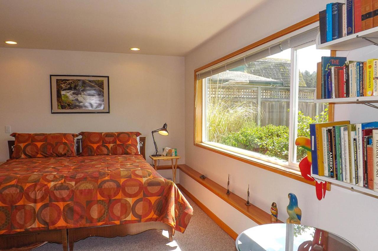 9 Condo Lopez Island Exterior photo